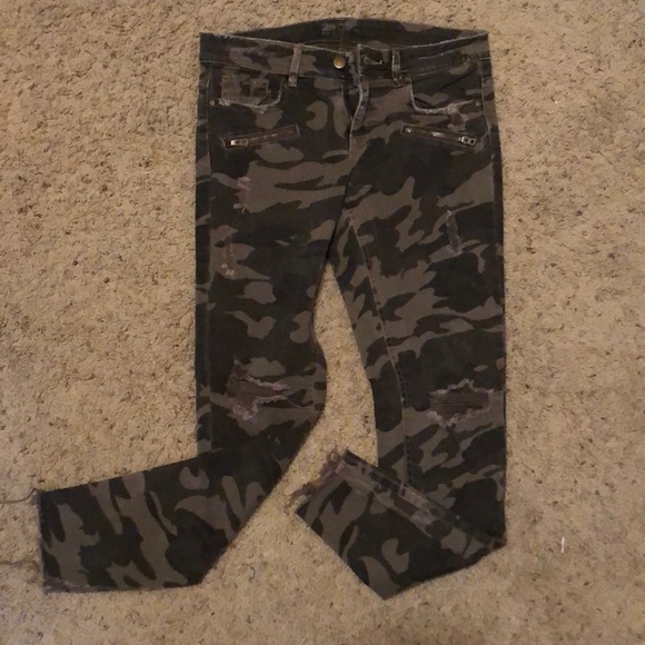 Zara Denim - ❄️Zara Basic denim- Camo